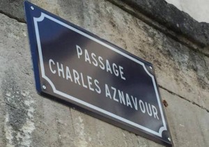 Charles-Aznavour-passage