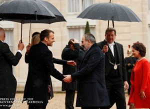 El primer ministro armenio participó en París del acto oficial por el centenario del fin de la Primera Guerra Mundial