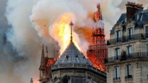 Armenia expresa su solidaridad con Francia por el incendio de la catedral de Notre Dame